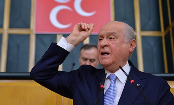 devlet-bahceli-den-dunyayi-tit_1697915327_UXF0IT